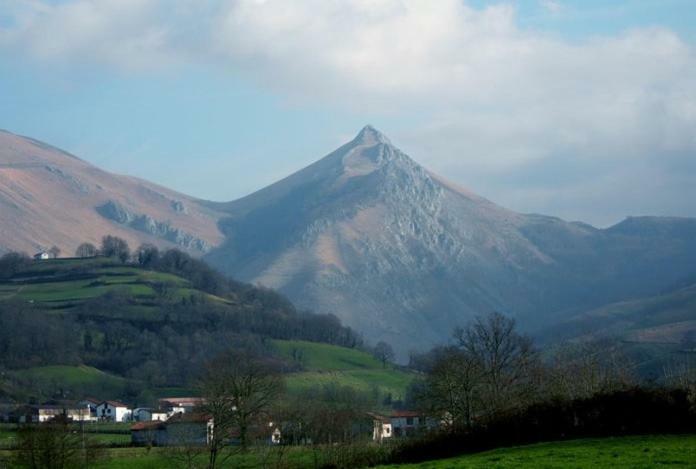 Gite Botiga Saint-Jean-le-Vieux  Dış mekan fotoğraf
